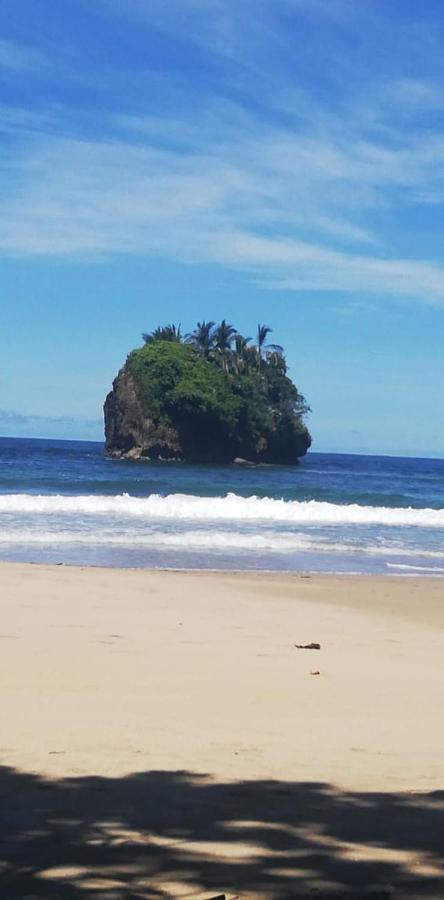 Hostal Cecilia Puerto Viejo de Talamanca エクステリア 写真